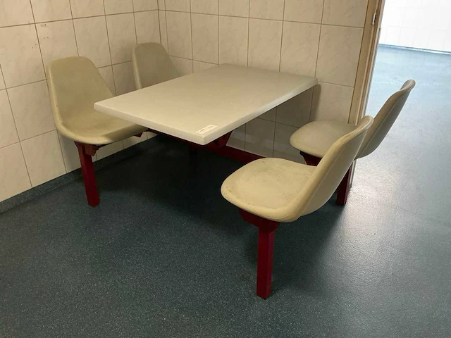 Kantine zit met stoelen (2x) - afbeelding 3 van  6