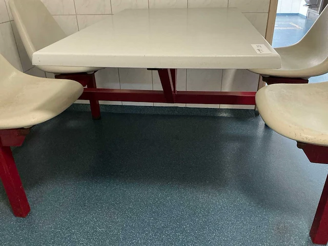 Kantine zit met stoelen (2x) - afbeelding 6 van  6