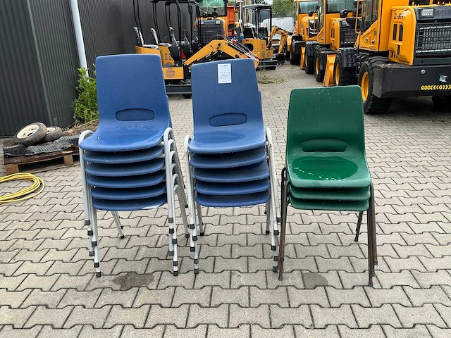 Kantinestoel (13x) - afbeelding 1 van  5