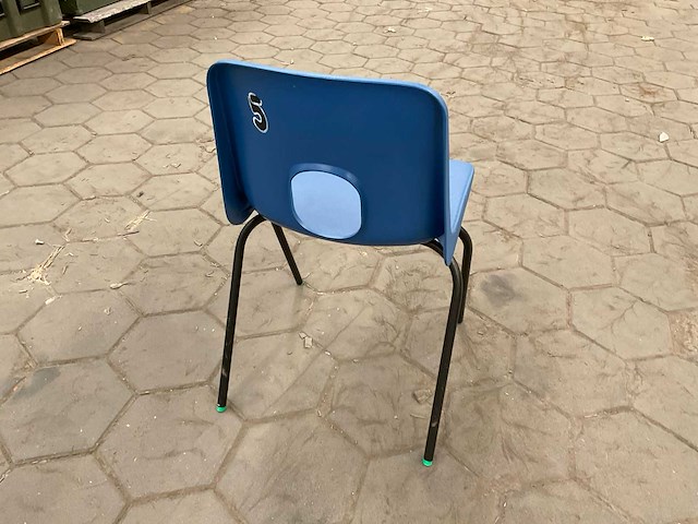 Kantinestoel (18x) - afbeelding 1 van  5