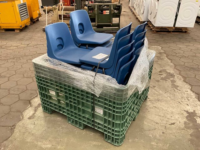 Kantinestoel (18x) - afbeelding 2 van  5