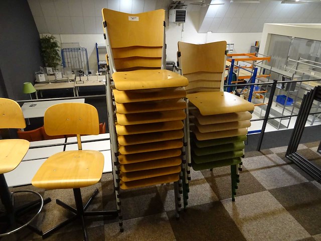 Kantinestoel (19x) - afbeelding 1 van  1