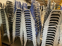 Kantinestoel blauw met chrome onderstel (100x) - afbeelding 5 van  6