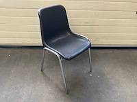 Kantinestoel zwart met chrome onderstel (200x) - afbeelding 2 van  5