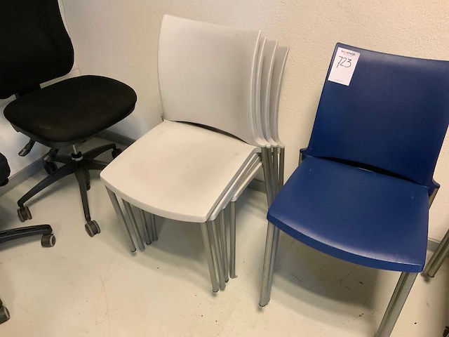 Kantinestoelen (12x) - afbeelding 2 van  5