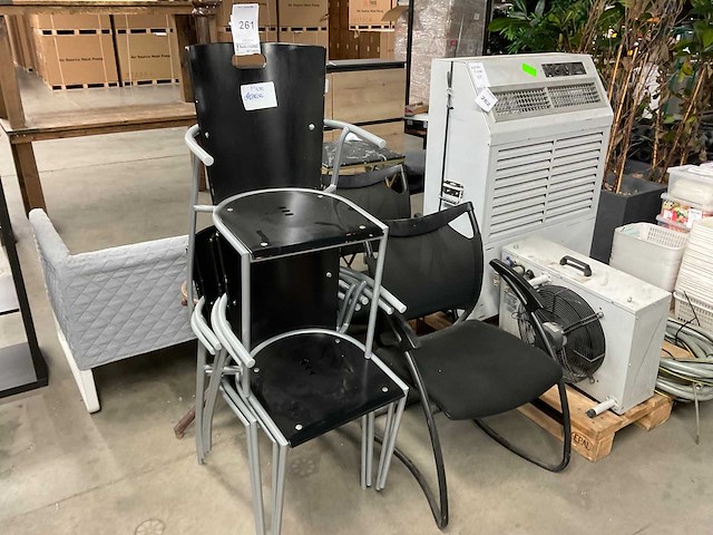 Kantinestoelen, kapstok (6x) - afbeelding 1 van  1