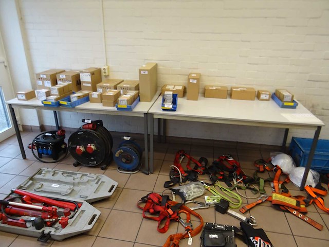 Kantinetafel 160x80 cm (4x) - afbeelding 3 van  3