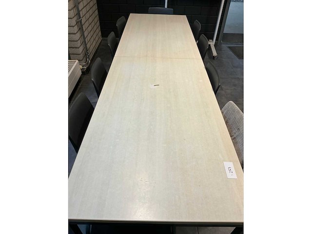 Kantinetafel (2x) met 10 stoelen - afbeelding 3 van  4