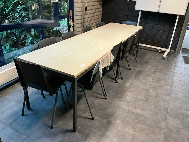 Kantinetafel (2x) met 10 stoelen - afbeelding 2 van  4