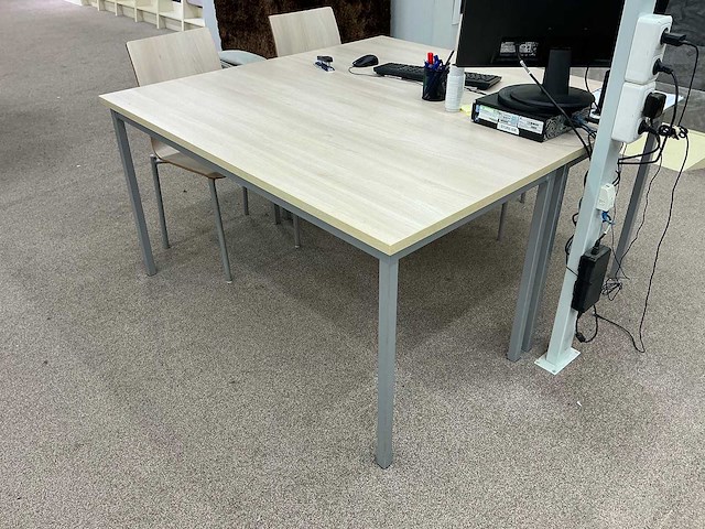 Kantinetafel (2x) - afbeelding 1 van  3