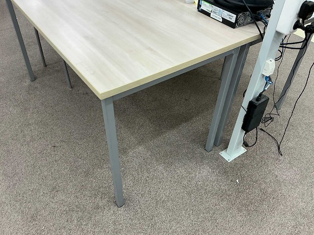 Kantinetafel (2x) - afbeelding 2 van  3
