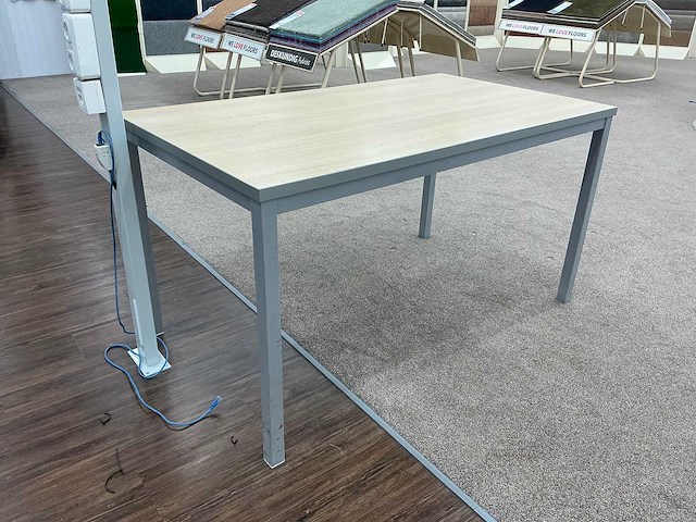 Kantinetafel (3x) - afbeelding 1 van  6