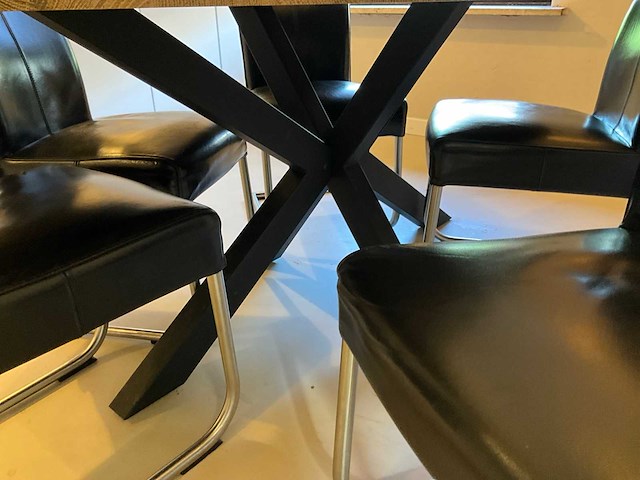 Kantinetafel en stoelen - afbeelding 6 van  6