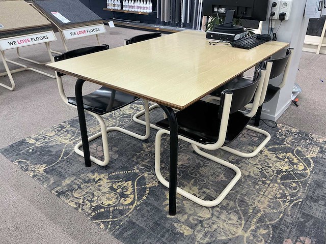 Kantinetafel met 4 stoelen - afbeelding 1 van  3