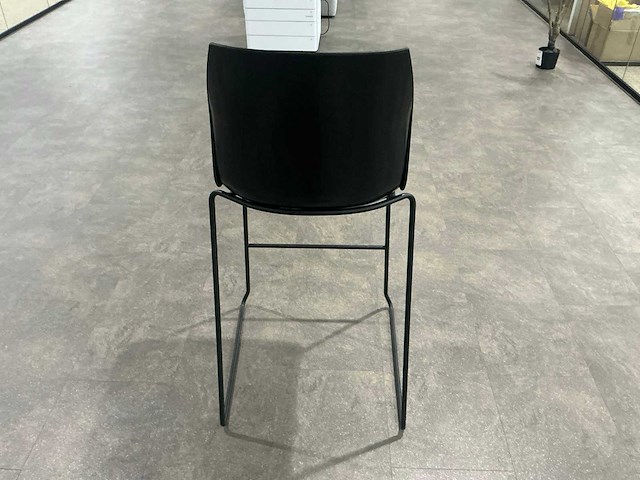 Kantinetafel met 8 krukken - afbeelding 5 van  6