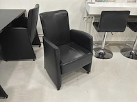 Kantinetafel met 8 verrijdbare stoelen - afbeelding 3 van  4