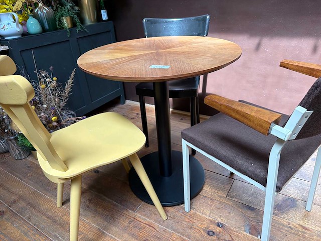 Kantinetafel met diverse stoelen (3x) - afbeelding 2 van  6