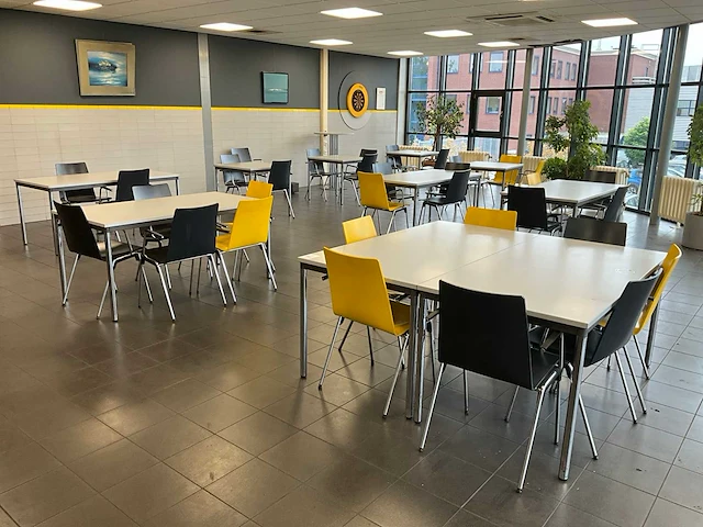 Kantinetafel met stoelen (10x) - afbeelding 1 van  10