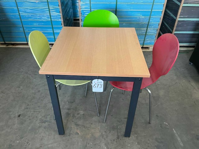Kantinetafel met stoelen - afbeelding 2 van  3