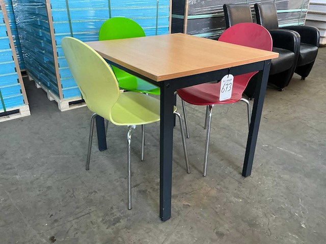 Kantinetafel met stoelen - afbeelding 3 van  3