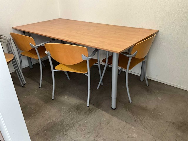 Kantinetafel met stoelen - afbeelding 1 van  4