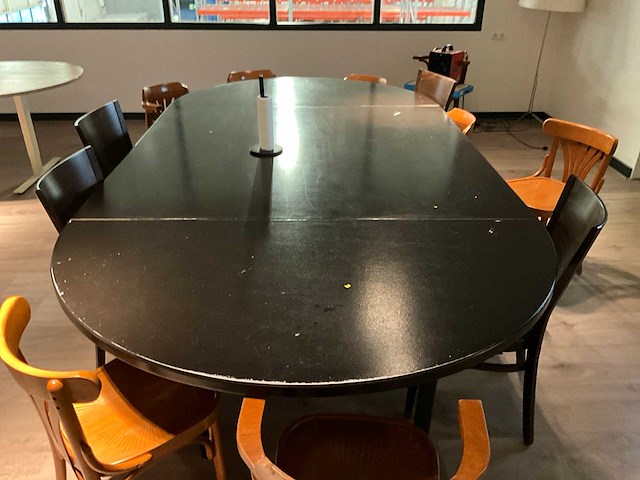 Kantinetafel met stoelen - afbeelding 3 van  8