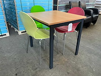 Kantinetafel met stoelen - afbeelding 1 van  1