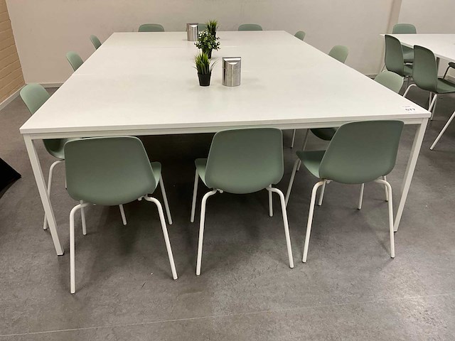 Kantinetafel met stoelen - afbeelding 3 van  8