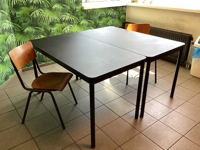 Kantinetafel + stoelen - afbeelding 2 van  9