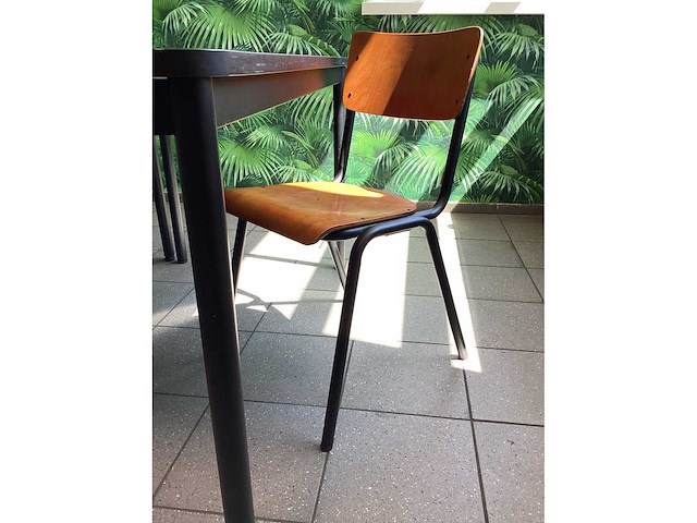 Kantinetafel + stoelen - afbeelding 5 van  9