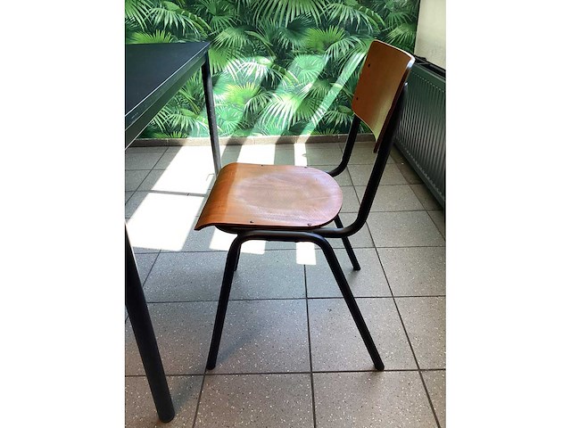 Kantinetafel + stoelen - afbeelding 7 van  9