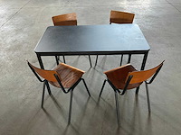 Kantinetafel + stoelen - afbeelding 4 van  4