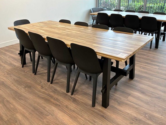 Kantinetafel + stoelen - afbeelding 1 van  3