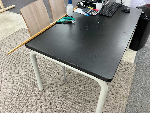 Kantinetafel - afbeelding 3 van  3