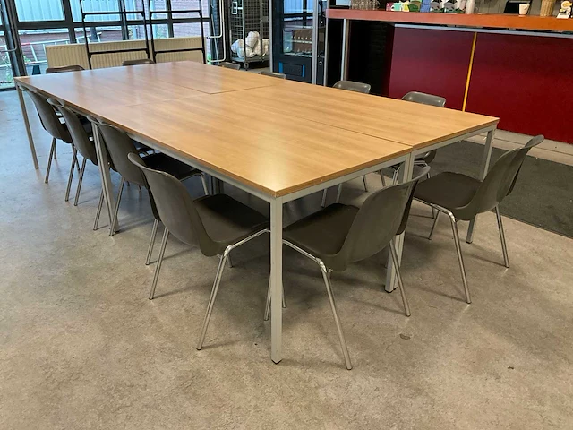 Kantinetafels met stoelen - afbeelding 1 van  11