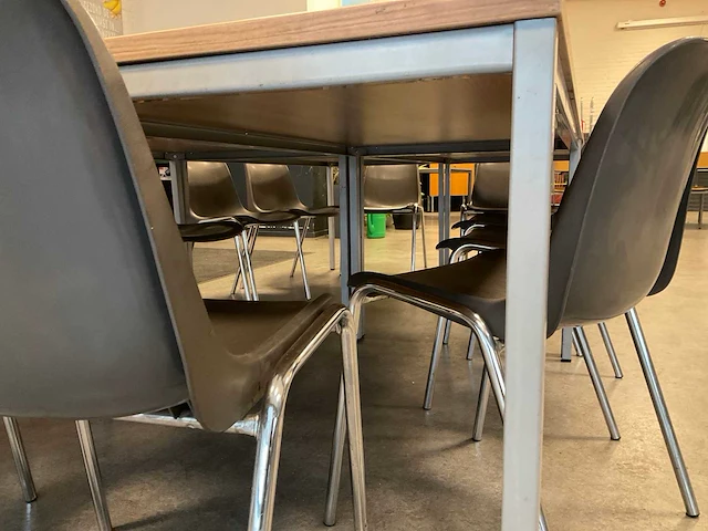 Kantinetafels met stoelen - afbeelding 11 van  11