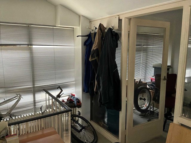 Kantoor- en winkelinventaris - afbeelding 39 van  39