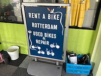 Kantoor- en winkelinventaris - afbeelding 15 van  39