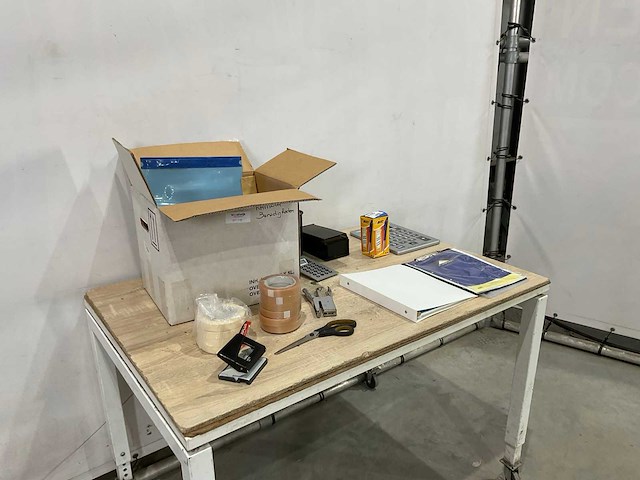 Kantoor benodigdheden - afbeelding 2 van  6