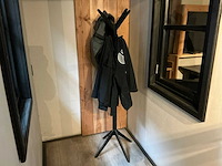 Kantoor en showroom invetaris - afbeelding 3 van  11