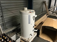 Kantoor-inventaris en zonne boilers - afbeelding 6 van  11