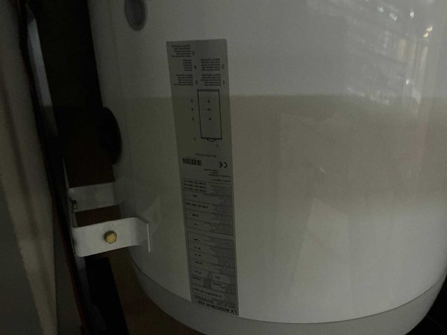 Kantoor-inventaris en zonne boilers - afbeelding 8 van  11