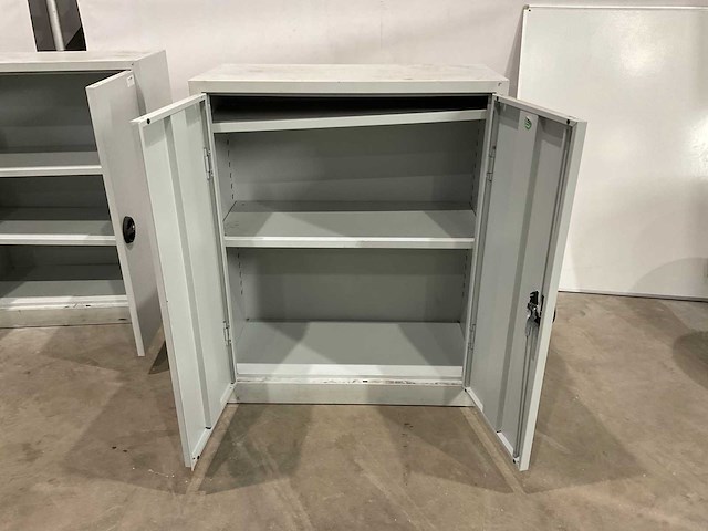 Kantoor inventaris - afbeelding 5 van  8