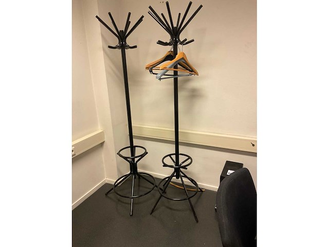 Kantoor inventaris - afbeelding 11 van  16