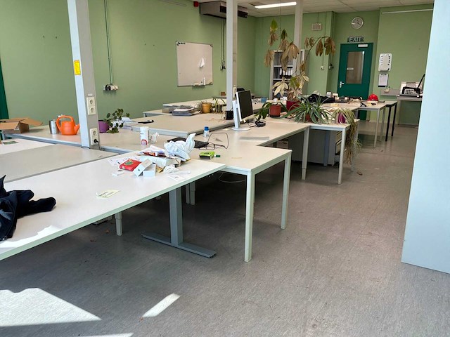 Kantoor inventaris - afbeelding 1 van  10