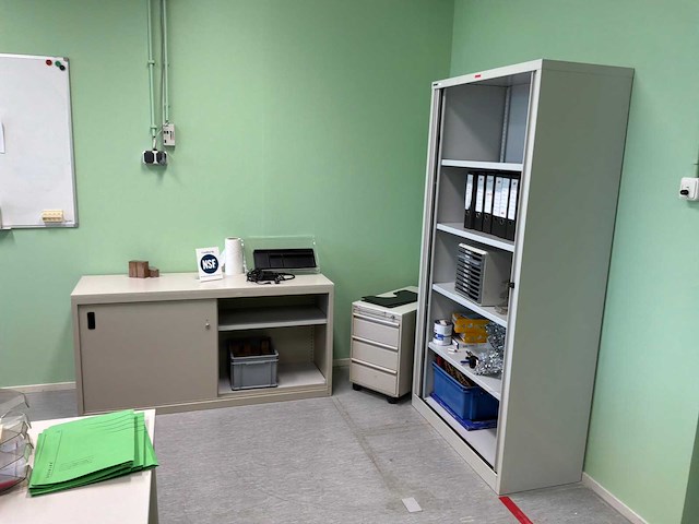 Kantoor inventaris - afbeelding 4 van  10