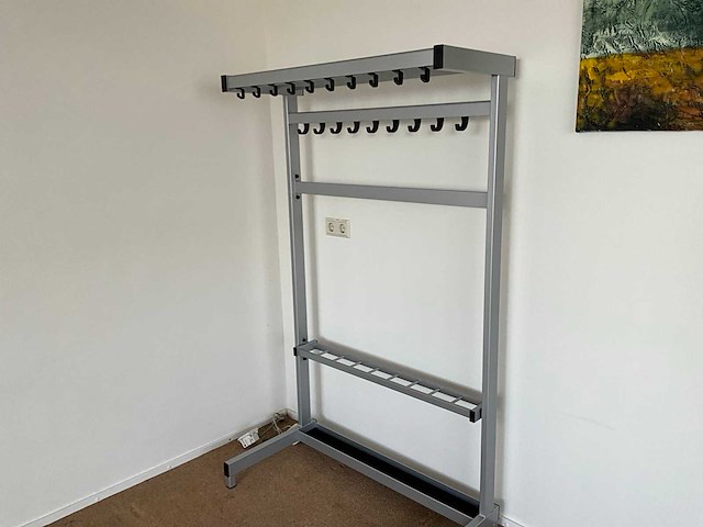 Kantoor inventaris - afbeelding 4 van  8