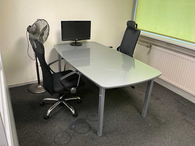 Kantoor ruimte - afbeelding 1 van  7