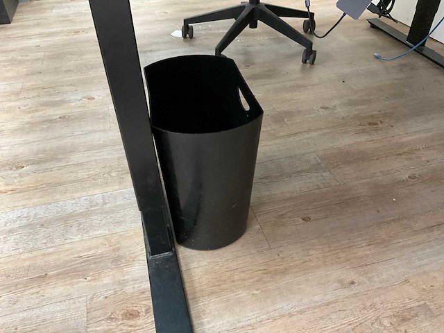 Kantoor werkplek (2x) - afbeelding 6 van  6