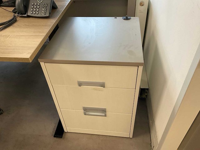 Kantoor werkplek - afbeelding 2 van  2
